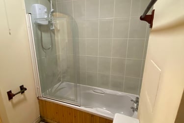 1 bed studio, Lawrence Street, Near university, Dundee, DD15QG - Image 3