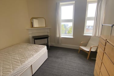 2 bed flat, Perth Road, West end, Dundee, DD21AE - Image 3