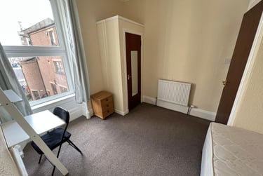 2 bed flat, 262 Perth Road, West end, Dundee, DD21AE - Image 4