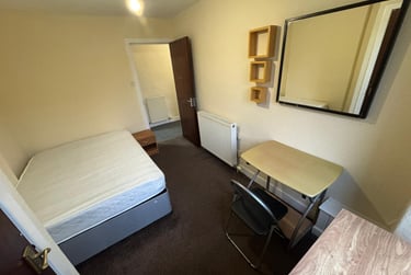 2 bed flat, Cleghorn Street, City Centre, Dundee, DD22NJ - Image 4