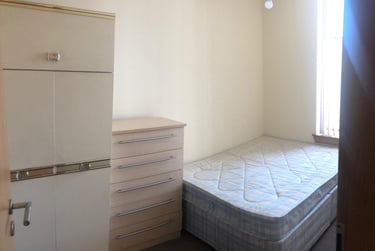 2 bed flat, Coutties Wynd, City centre, Dundee, DD14AG - Image 4