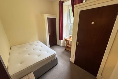 1 bed flat, Cleghorn Street, West end, Dundee, DD22NR - Image 2