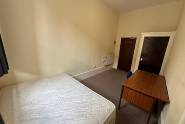 5 bed flat, 13 Panmure Street, City centre, Dundee, DD12BG - Image 4