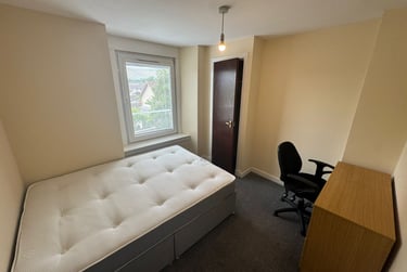 3 bed flat, 37 Step Row, West end, Dundee, DD21AH - Image 3