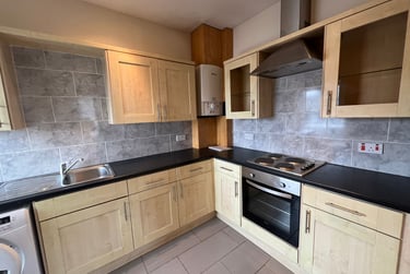 2 bed flat, 15A Whitehall Crescent, City centre, Dundee, DD14AR - Image 5