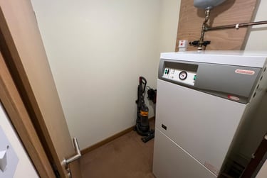 2 bed flat, Coutties Wynd, City centre, Dundee, DD14AG - Image 11