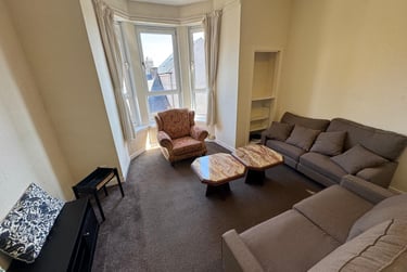 5 bed flat, Step Row, West end, Dundee, DD21AF - Image 1