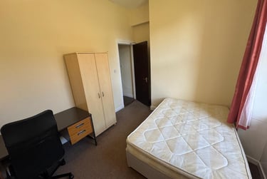 6 bed flat, Garland Place, City centre, Dundee, DD36HE - Image 4