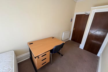 4 bed flat, Commercial Street, City centre, Dundee, DD12AF - Image 4