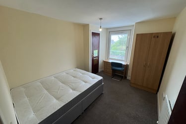 3 bed flat, 37 Step Row, West end, Dundee, DD21AH - Image 4