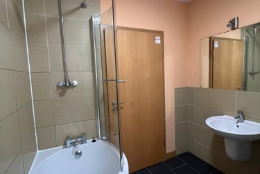 2 bed flat, Coutties Wynd, City centre, Dundee, DD14AG - Image 8