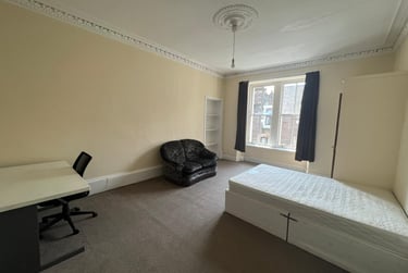 3 bed flat, Rustic Place, Near university, Dundee, DD11JZ - Image 5