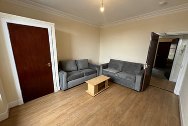 4 bed flat, 6 Cleghorn Street, West end, Dundee, DD22NR - Image 1