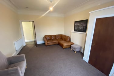 2 bed flat, Perth Road, West end, Dundee, DD21AE - Image 2