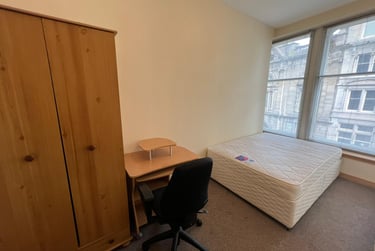 2 bed flat, Whitehall Crescent, City centre, Dundee, DD14AR - Image 4