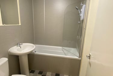 2 bed flat, Polepark Road, West end, Dundee, DD15QS - Image 7