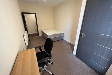 2 bed flat, Albert Square, City centre, Dundee, DD11DD - Image 3