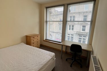 2 bed flat, Whitehall Crescent, City centre, Dundee, DD14AR - Image 3