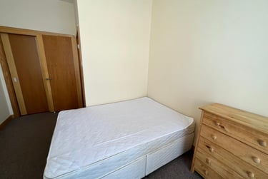 2 bed flat, Whitehall Crescent, City centre, Dundee, DD14AR - Image 5