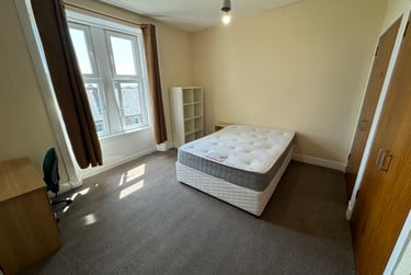 3 bed flat, 16 Cleghorn Street, West end, Dundee, DD22NR - Image 4