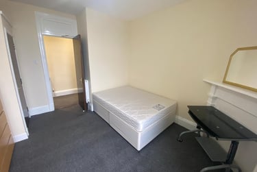 2 bed flat, Perth Road, West end, Dundee, DD21AE - Image 4