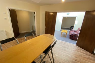 2 bed flat, 12 Whitehall Crescent, City centre, Dundee, DD14AU - Image 11