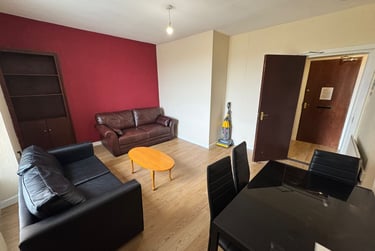 3 bed flat, 37 Step Row, West end, Dundee, DD21AH - Image 2