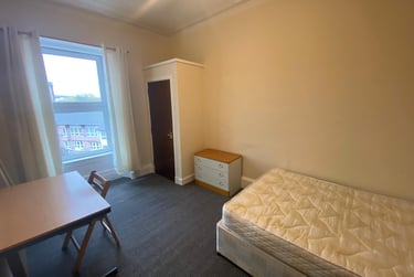 2 bed flat, Perth Road, West end, Dundee, DD21AE - Image 6