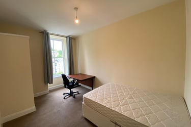 4 bed flat, 1 Rustic Place, Near university, Dundee, DD11JZ - Image 6