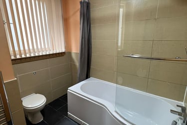 2 bed flat, Coutties Wynd, City centre, Dundee, DD14AG - Image 9