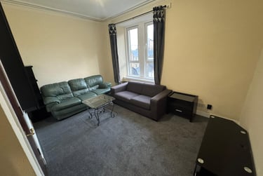 2 bed flat, Cleghorn Street, City Centre, Dundee, DD22NJ - Image 1