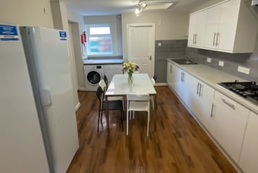 7 bed house, Grant Avenue, Wavertree, Liverpool, L155AY - Image 11