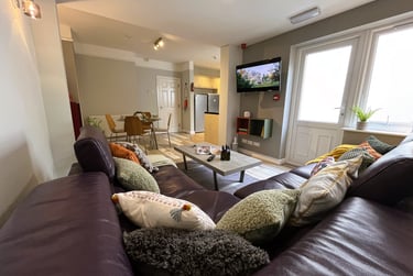 5 bed house, Blantyre Road, Wavertree, Liverpool, L153HT - Image 1