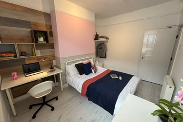 6 bed house, Stalbridge Ave, Near university, Liverpool, L181HA - Image 1