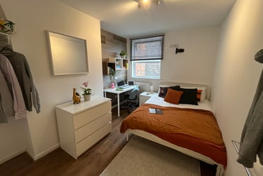 7 bed house, Garmoyle Road, Wavertree, Liverpool, L153JH - Image 2