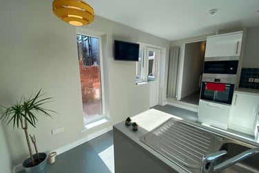 5 bed house, Gainsborough Rd, Wavertree, Liverpool, L153HU - Image 1