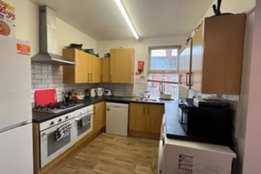 6 bed flat, Braemar Road, Fallowfield, Manchester, M146PG - Image 3
