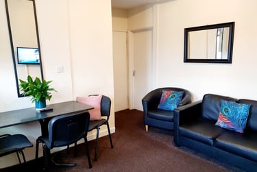 3 bed flat, Travis Place, Broomhall, Sheffield, S102DB - Image 4