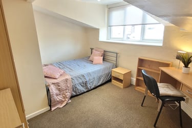 10 bed house, Crookesmoor Road, Crookesmoor, Sheffield, S63FS - Image 4