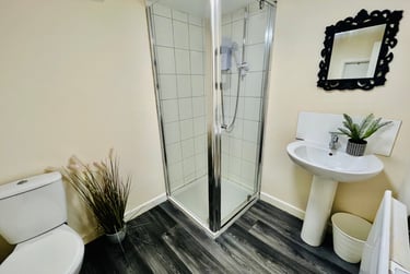 2 bed flat, Glossop Road, Broomhill, Sheffield, S102HP - Image 5