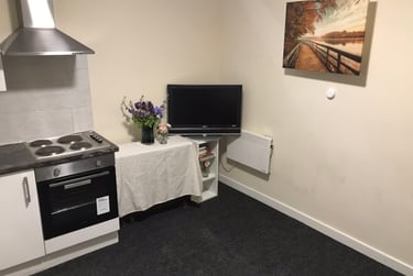 1 bed flat, Crookes Valley Road, Crookesmoor, Sheffield, S101BA - Image 7