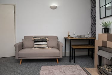 2 bed house, Beech Avenue, Holgate, York, YO244JJ - Image 5