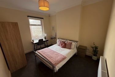 8 bed house, Haxby Road, Clifton, York, YO318JZ - Image 2