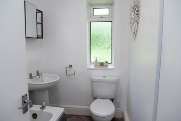 2 bed flat, Beech Avenue, Holgate, York, YO244JJ - Image 4