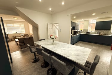 6 bed house, Bad Bargain Lane, Tang Hall, York, YO310PF - Image 1