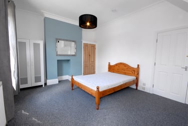 5 bed house, Heslington Road, Fishergate, York, YO105AT - Image 2