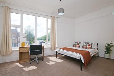 6 bed house, Lawrence Street, Fishergate, York, YO103BP - Image 1