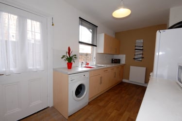 5 bed house, Heslington Road, Fishergate, York, YO105AT - Image 4