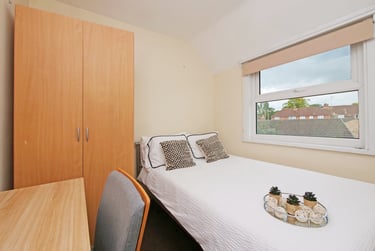 5 bed house, Etty Avenue, Layerthorpe, York, YO103TL - Image 2