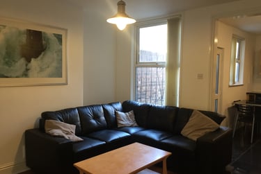 4 bed house, Woodcroft Road, Toxteth, Liverpool, L152HQ - Image 2